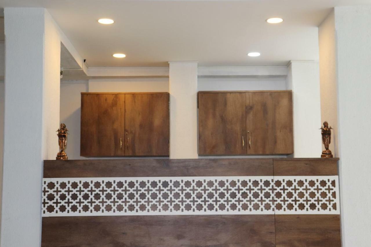 Emerald Vista Luxury Suites Pune Bagian luar foto