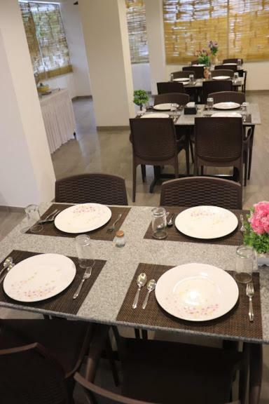 Emerald Vista Luxury Suites Pune Bagian luar foto