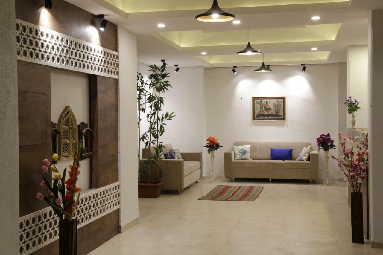 Emerald Vista Luxury Suites Pune Bagian luar foto