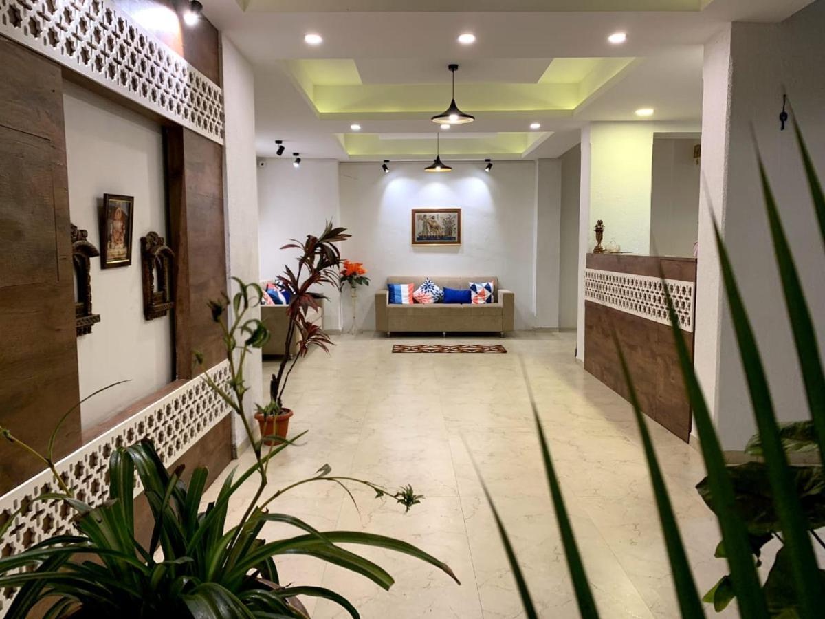 Emerald Vista Luxury Suites Pune Bagian luar foto